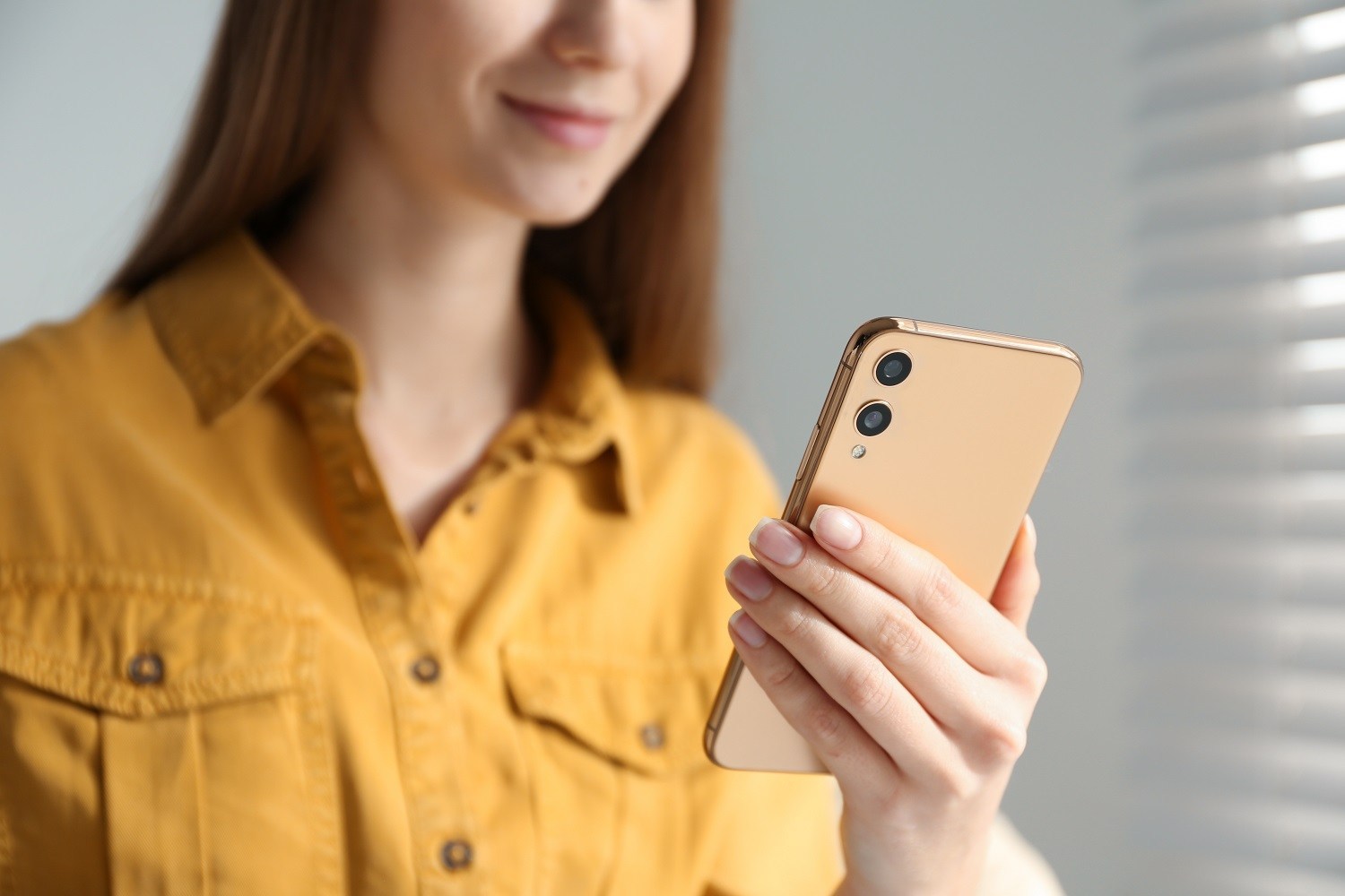 woman using a cellphone